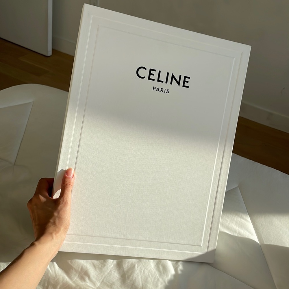 ⚔️ CELINE flat box for clutch or t shirt ⚔️